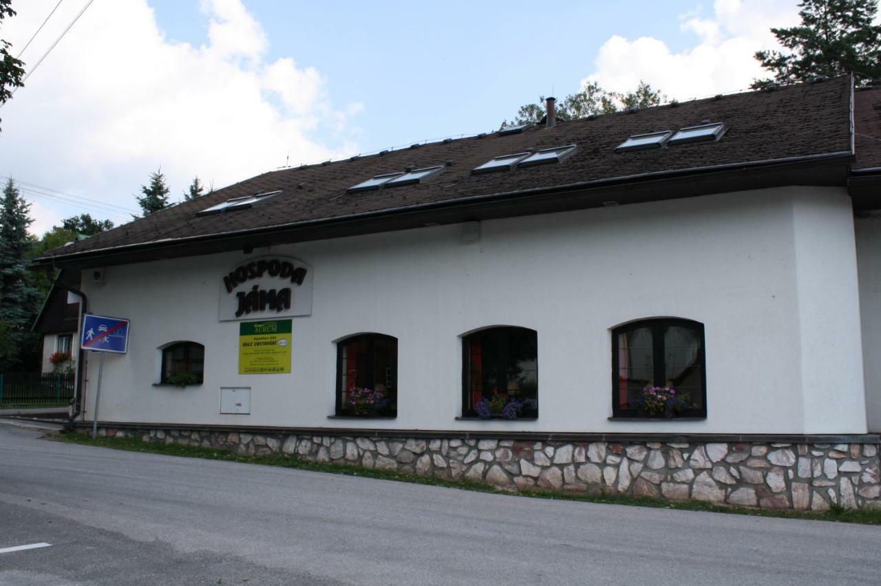 Hotel Posta Černý Dŭl Exterior foto